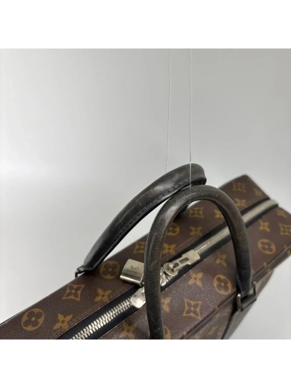 Louis Vuitton Monogram Macassar Porte Documents Voyage GM